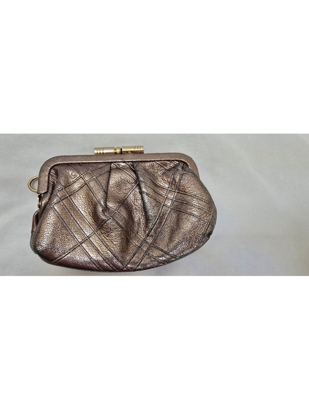 Liz Claiborne Metallic Bronze Leather Kiss Lock Clutch Purse Gold Tone